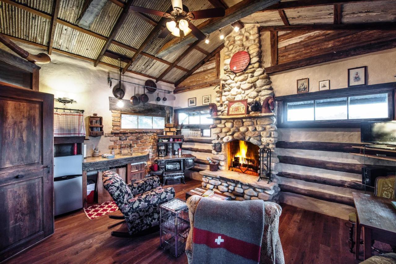 Barons Creekside Resort Фредериксбург Екстериор снимка