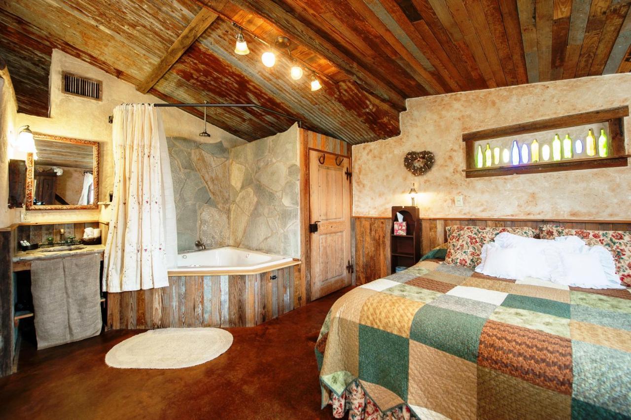 Barons Creekside Resort Фредериксбург Екстериор снимка