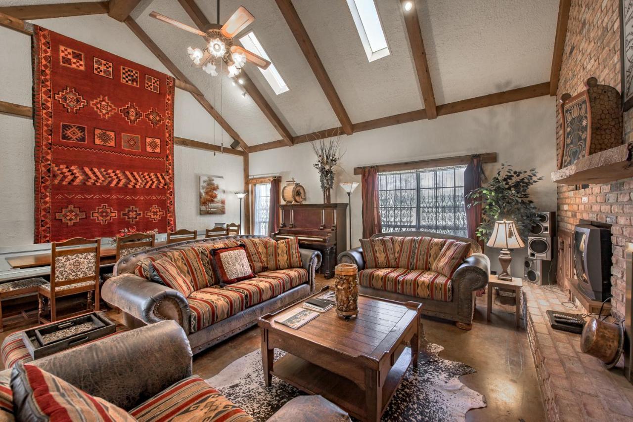 Barons Creekside Resort Фредериксбург Екстериор снимка