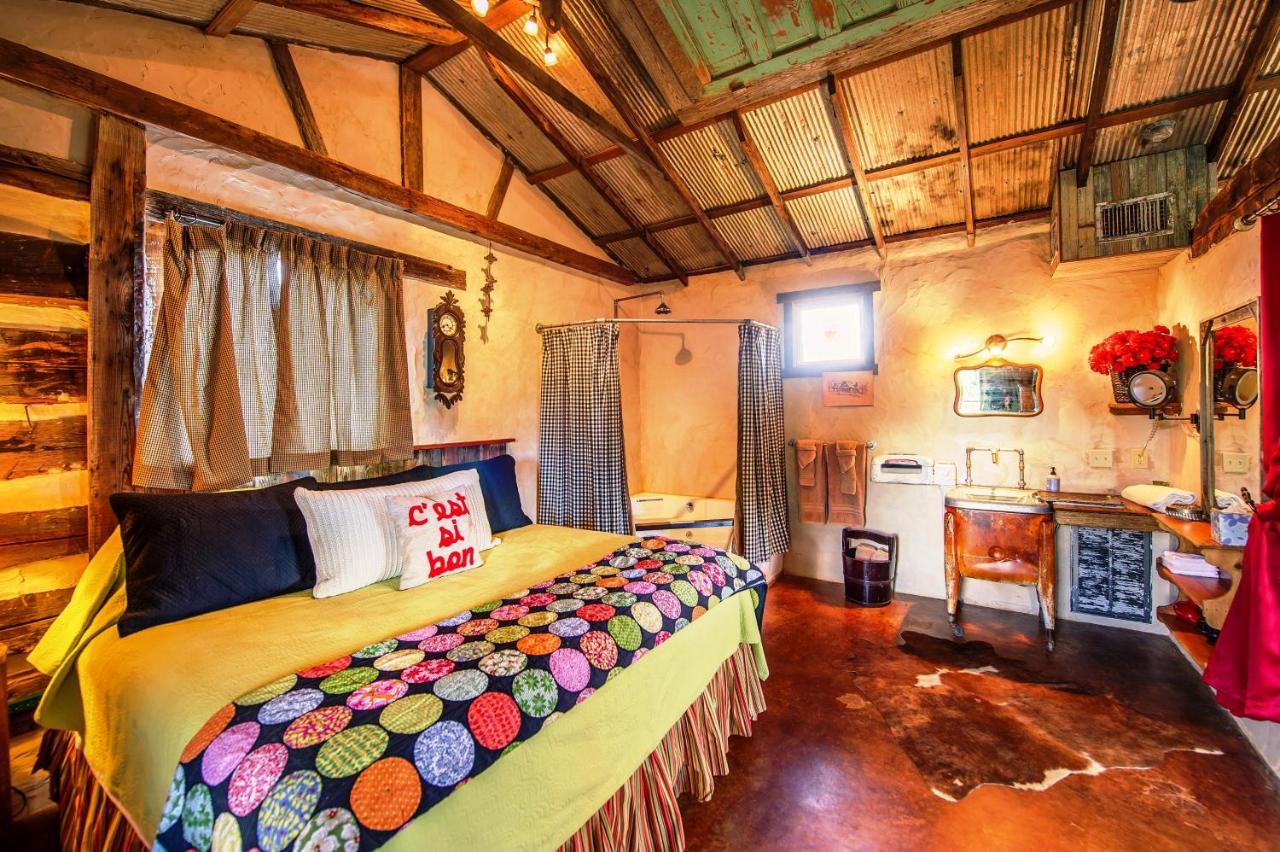 Barons Creekside Resort Фредериксбург Екстериор снимка