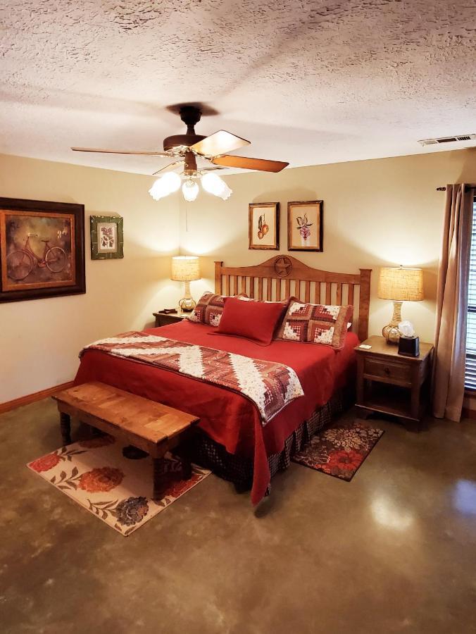 Barons Creekside Resort Фредериксбург Екстериор снимка